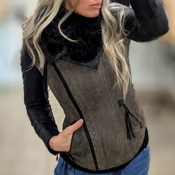 Danier Leather Shearling Jacket - Picture 9 of 13